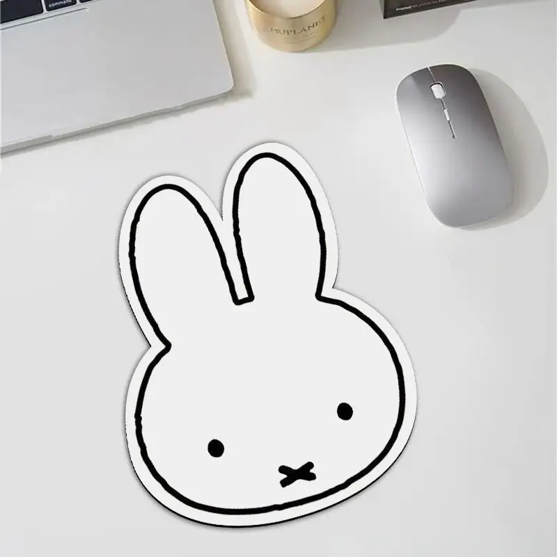 Kawaii Miffy Rabbit Shaped Mou - Desk Setup Cozy recension och pris