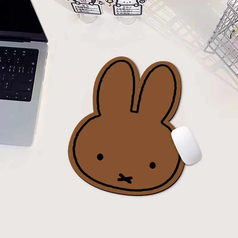 Kawaii Miffy Rabbit Shaped Mou - Desk Setup Cozy recension och pris